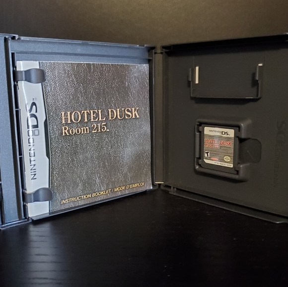 DS | Hotel Dusk Room 215 - Picture 2 of 4